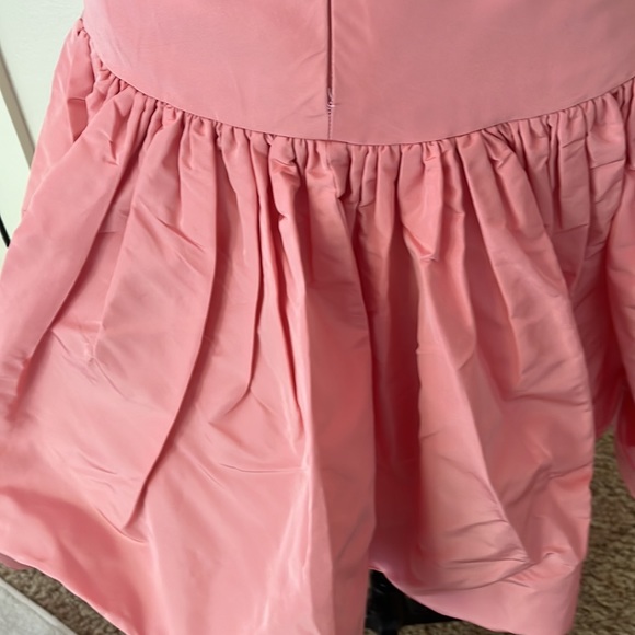 Beautiful iconic, Oscar de la Renta skirt featured in fashion, magazine, size 4 - Picture 5 of 8